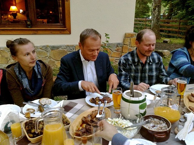 Premier Donald Tusk do niedzieli pozostanie w Bieszczadach.