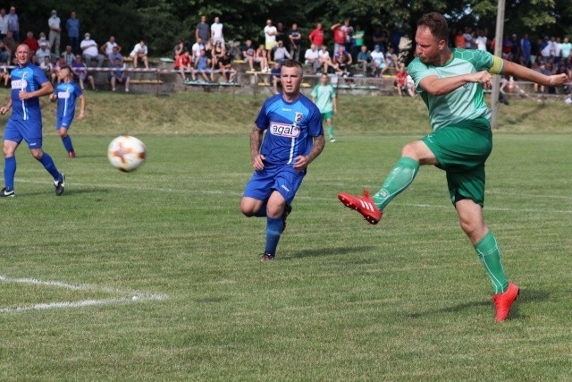 Łódzka klasa okręgowa. Derby regionu dla LKS Różyca [ZDJĘCIA]