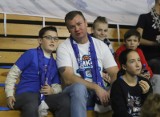 MKS Dąbrowa Górnicza - Legia Warszawa 93:76. Dąbrowianie pokonali wicemistrza Polski. Zdjęcia kibiców i meczu