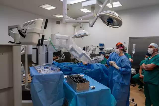 Pierwsza taka operacja w Polsce. Z pomocą robota leczono przepuklinę w Gdańsku