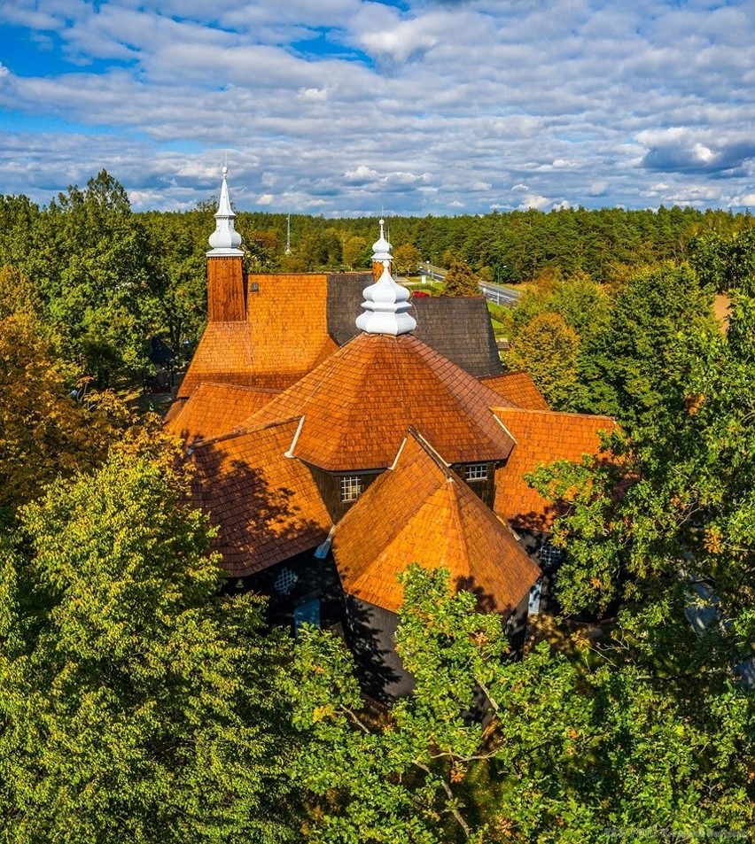 Kościół świętej Anny z lotu ptaka.