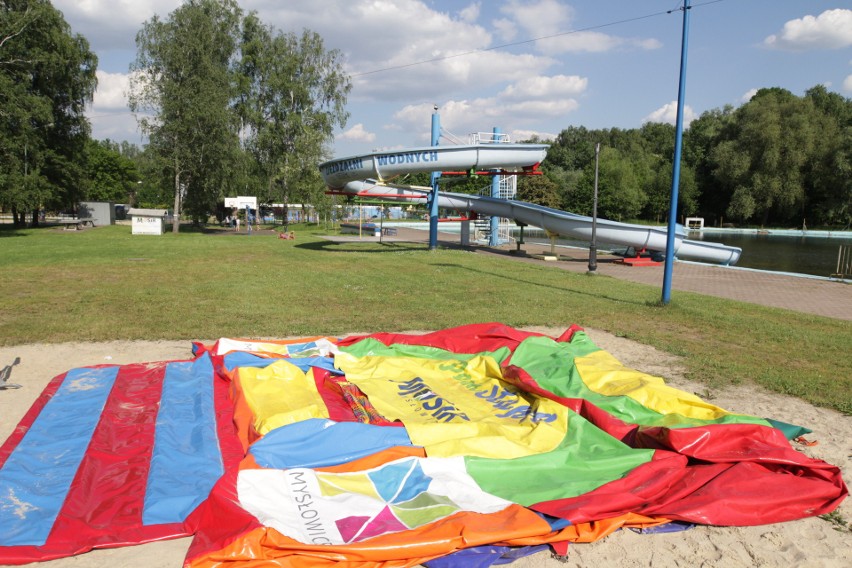 Kąpieliska w Mysłowicach wkrótce rozpoczynają sezon. W Parku Słupna odpoczniemy za darmo, a nad Hubertusem za drobną opłatą