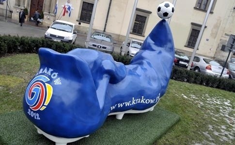 Piłkarski but promuje Kraków