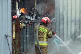 Potężny pożar hali na ul. Smoluchowskiego w Lublinie. Zobacz zdjęcia z akcji