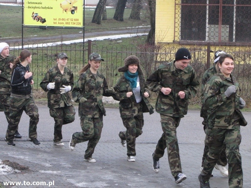 Klasa sluzb mundurowych w ostrowskim "Rubinku"