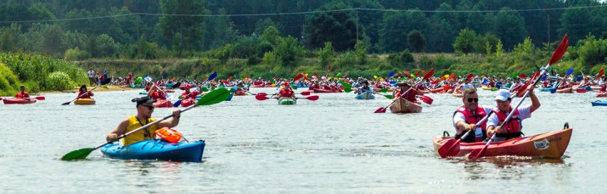 Klub Kajakowy KOREK w Warce organizuje akcję 700 kajaków na 700-lecie Warki