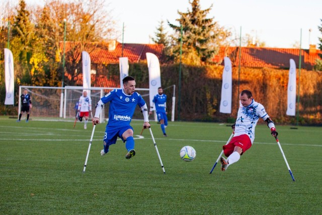 5.11.2021, stadion Prądniczanki Kraków: mecz Wisła Kraków - Kuloodporni Bielsko-Biała