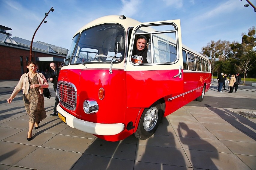 Już wkrótce autobus będzie woził dzieci i młodzież...