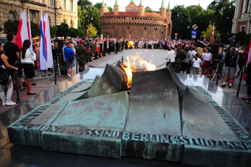 Kraków pamięta o Powstaniu Warszawskim [ZDJĘCIA, WIDEO]