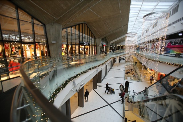 Galeria Katowicka będzie czynna w niedziele bez handlu, ale będą w niej działać tylko te punkty, których ustawa o ograniczeniu handlu w niektóre niedziele nie obowiązuje.