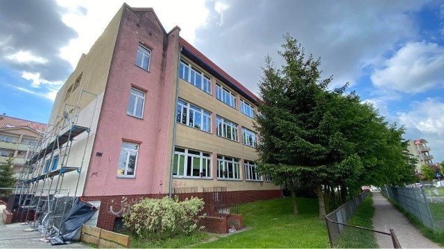 Kuratorium Oświaty w Gorzowie oraz Wydział Rodzinny i Nieletnich Sądu Rejonowego w Gorzowie zajmują się sprawą 8-latka, który przyszedł do szkoły z nożem.