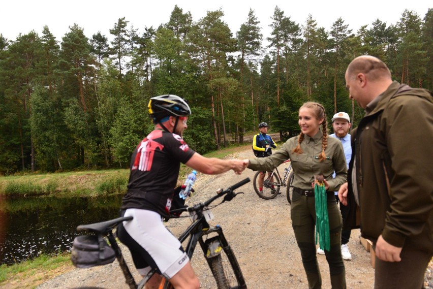 Odbył się I Daleszycki Weekend Sportowy. Bieg wygrał Tomasz Biskupski. Był też nordic walking i zawody w kolarstwie MTB [ZDJĘCIA]