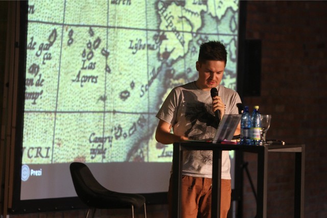 Marcin Nowak podczas konferencji blogerów w Poznaniu w 2015