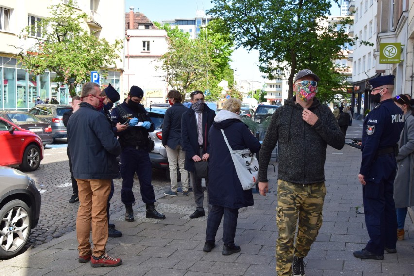 Protest pomorskich przedsiębiorców w Gdyni. 20.05.2020 r.