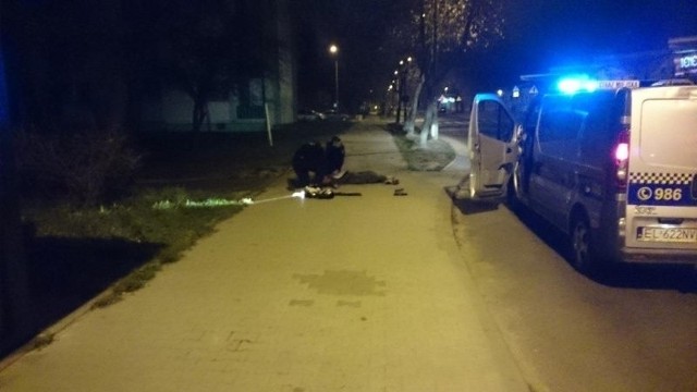 Strażnicy znaleźli nieprzytomnego mężczyznę na chodniku przy ul. Felińskiego