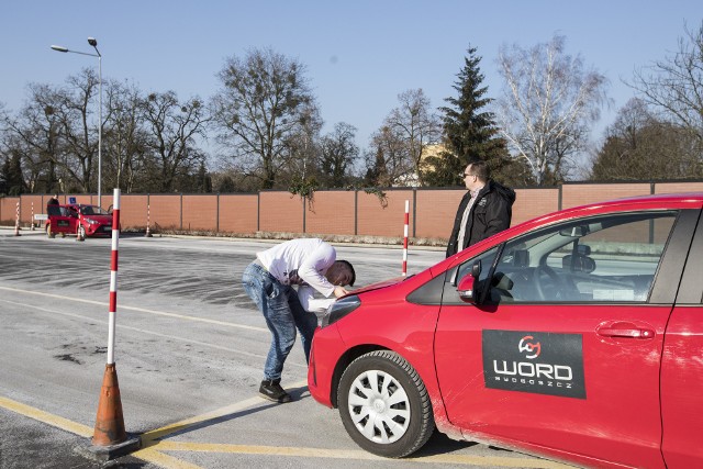 Pandemia zasadniczo nie wpłynęła w naszym regionie na zainteresowanie zdobywaniem prawa jazdy. Z kolei zima nieco zdezorganizowała egzaminy we Włocławku