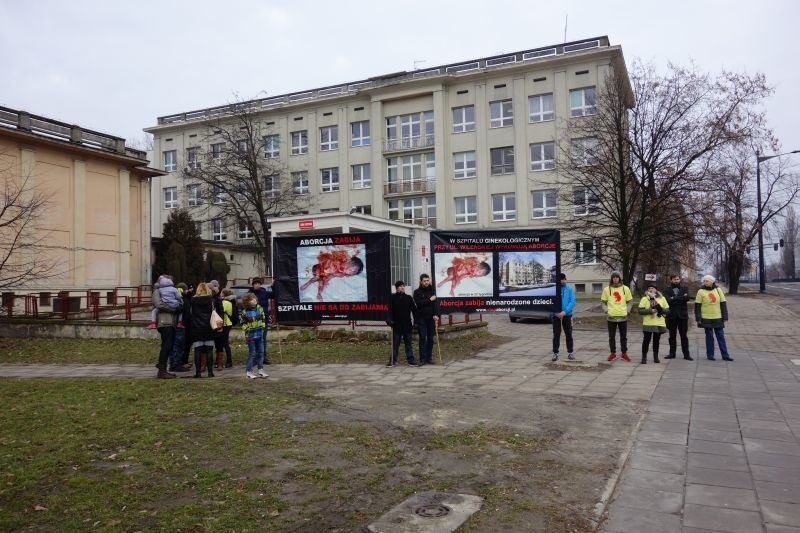 Pikieta antyaborcyjna przed szpitalem Pirogowa [zdjęcia]