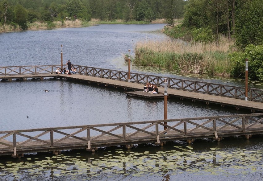 Kąpielisko nad jeziorem w Kozienicach rusza od 24 czerwca. Ale już teraz w ośrodku wypoczywa sporo osób. Jakie będą atrakcje?