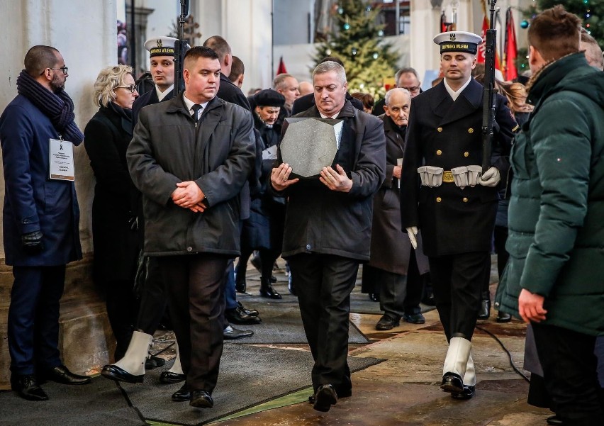 Uroczystości pogrzebowe zamordowanego prezydenta Gdanska...