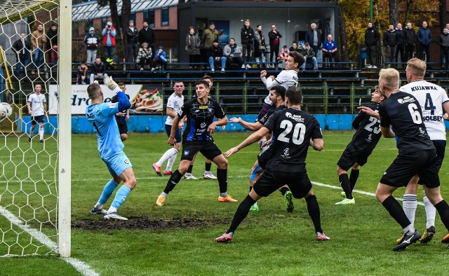 Poprzednie derby w Solcu Kujawskim pomiędzy Unią Drobex a Zawiszą były bardzo emocjonujące. Padło aż siedem goli. Jak będzie teraz?