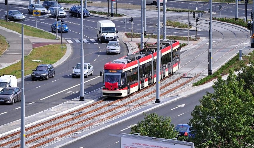 Pod koniec sierpnia tramwaj na Morenę wyruszył testowo- z...