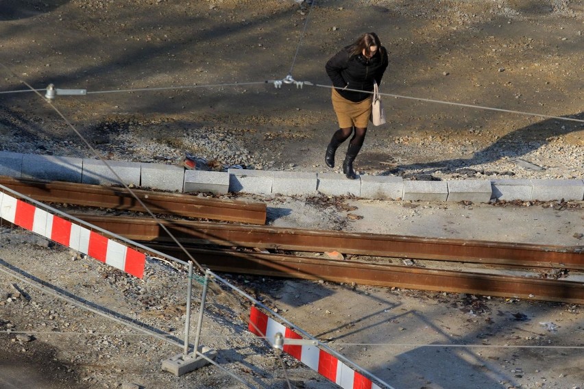 Remont Hubskiej miał się zakończyć w połowie września 2018