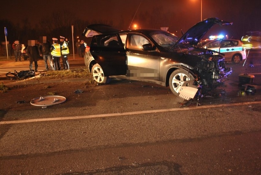 Śmiertelny wypadek w Jastrzębiu: 24-latek zginął na skrzyżowaniu. Kierowca BMW bez obrażeń
