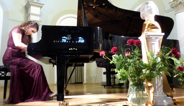 Już po raz 23. pianiści z całego świata wystąpią w buskim Lecie z Chopinem, w sali koncertowej Marconiego.