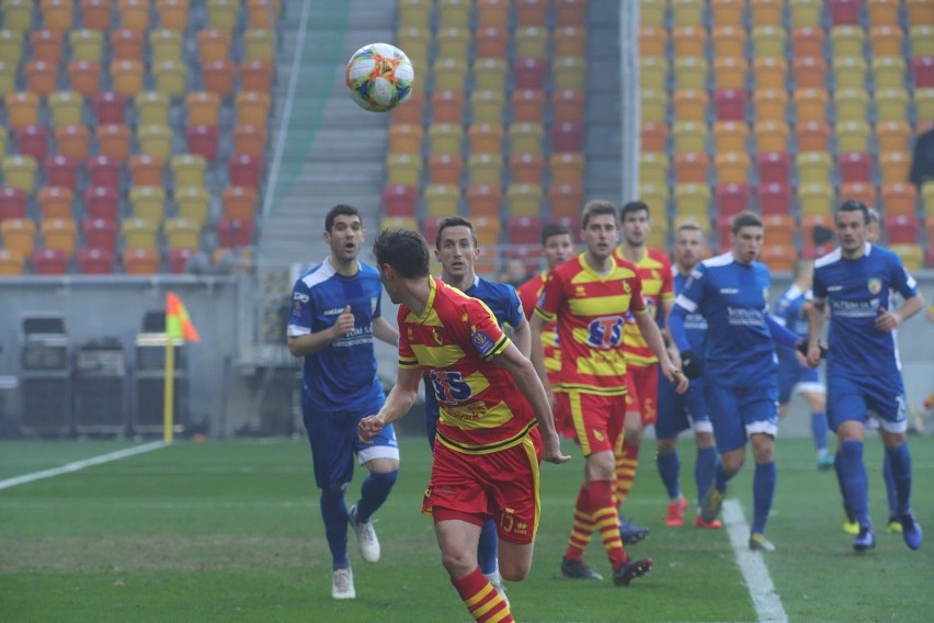 Jagiellonia pokonała Miedź 2:1 i awansowała do finału...