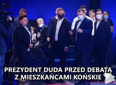 Andrzej Duda i Rafał Trzaskowski po swoich debatach. Obaj...