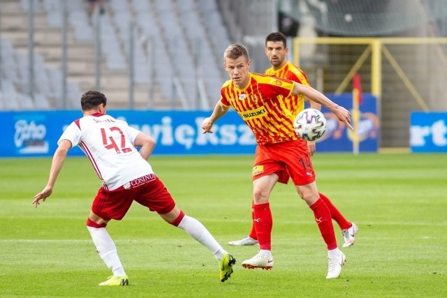 Jakub Żubrowski występował w Koronie Kielce do końca czerwca 2020 roku. Teraz zagra w Kotwicy Kołobrzeg