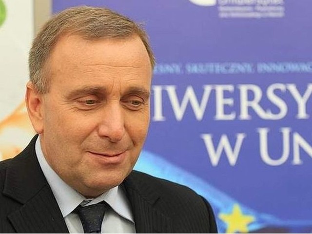 Grzegorz Schetyna gościł w Kiecach w 2011 roku, odwiedził wówczas Uniwersytet Jana Kochanowskiego.