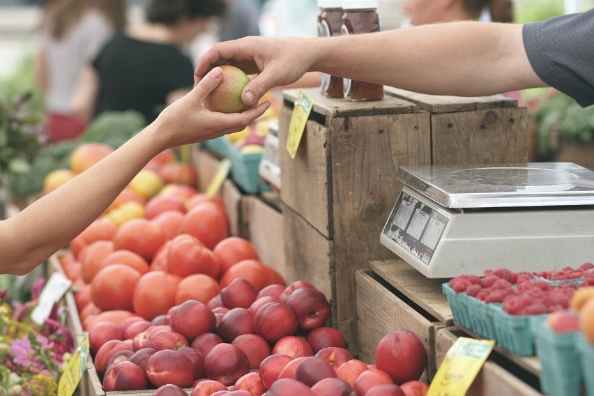 Oto ceny owoców i warzyw na katowickim targu 18.04.2020....