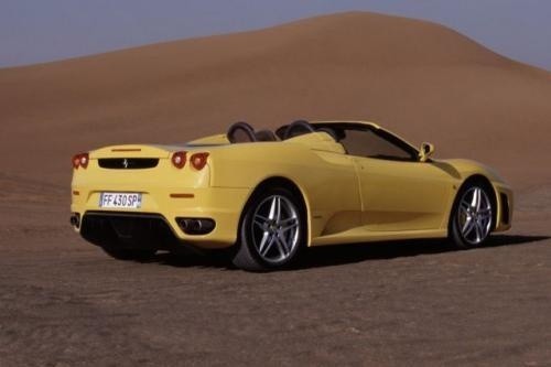 Fot. Ferrari: Najnowszy model Ferrari z silnikiem 4,3 l/490...