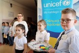 Blisko 400 nowych komputerów dla lubelskich szkół. „Edukacja dzieci to inwestycja w naszą przyszłość”             