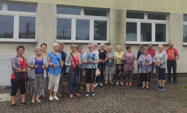 Seniorzy z Sokołowa mieli warsztaty psychologiczne i zajęcia nordic walking