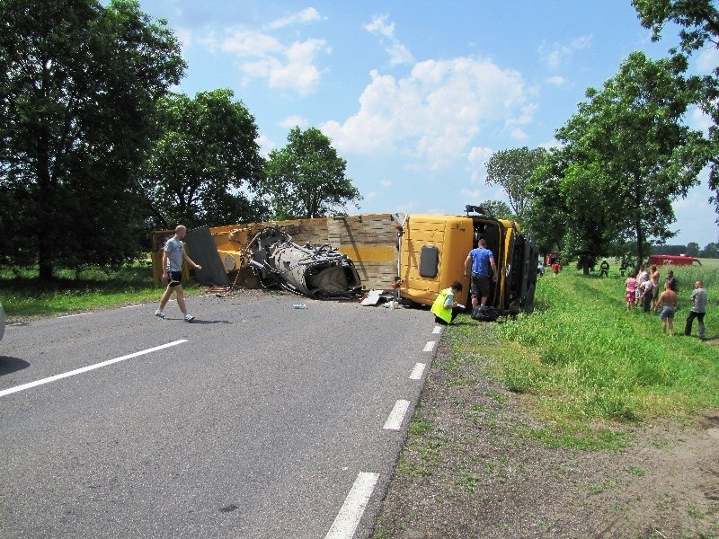 Wypadek pod Wąsewem na krajowej "60" - 08-06-2011