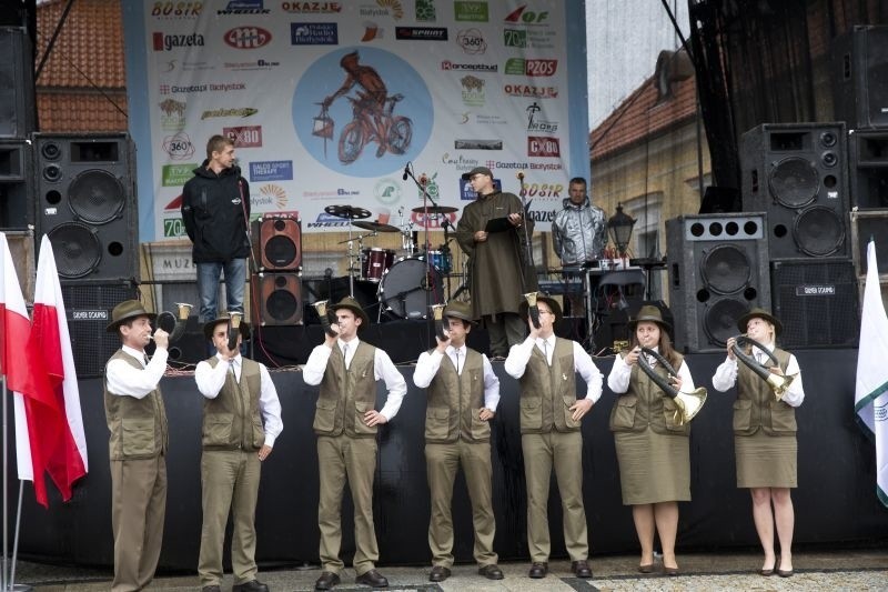 Rynek Kościuszki. Rowerzyści z całego świata