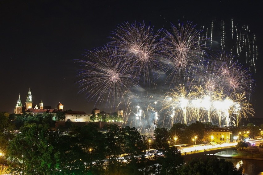 Wianki 2016 w Krakowie. Pokaz sztucznych ogni [ZDJĘCIA]