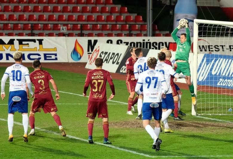 II liga piłkarska. Wigry Suwałki - Stal Rzeszów 1:1. Uratowali punkt w ostatniej akcji meczu!