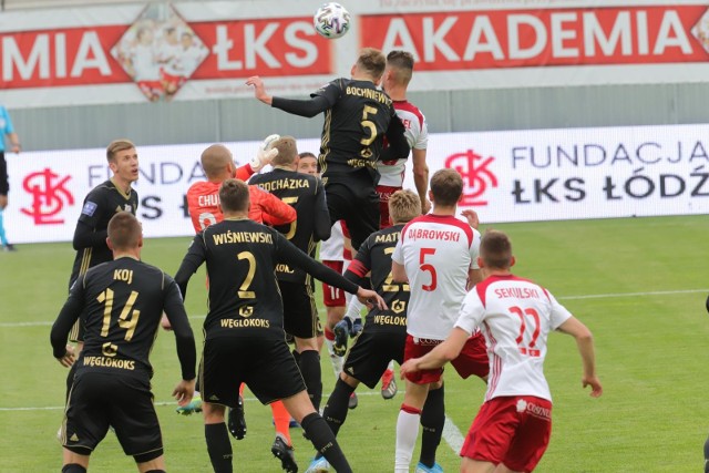 30-06-2020 lodz .mecz lks lodz gornik zabrze wygrany przez gornika 1-0mecz rozegrany w lodzi na stadionie lks przy pustych trybunachdziennik lodzki/polska press *** local caption *** pilka nozna lks lodz gornik zabrze