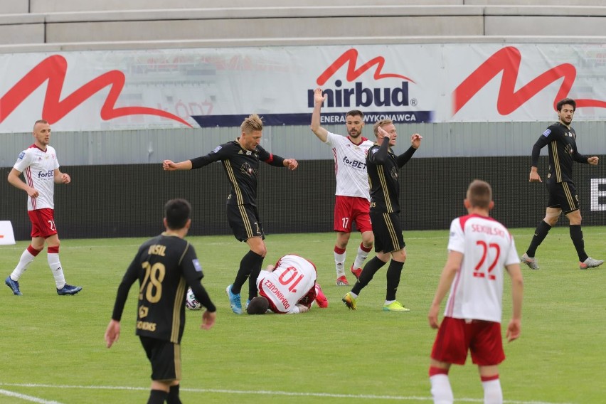 30-06-2020 lodz .mecz lks lodz gornik zabrze wygrany przez...