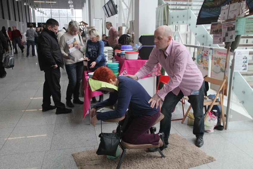 Festiwal Zdrowia, Wróżb i Niezwykłości: wróżki, kręgarze i zdrowa żywność w hali Expo [ZDJĘCIA]