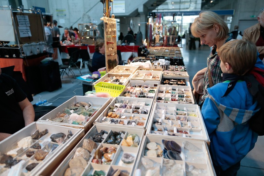 Festiwal biżuterii, minerałów i skamieniałości w sobotę i w...