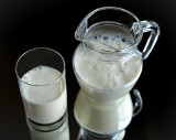 Mleko: właściwości, składniki, wartości odżywcze. Czy mleko jest dobre dla ludzi? [PORADNIK]