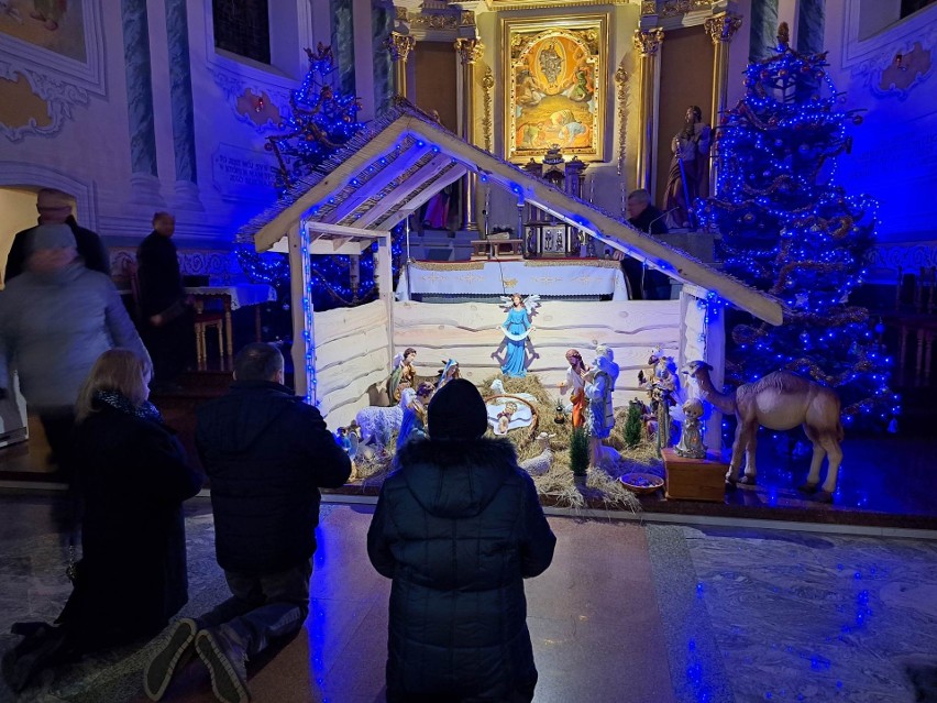 Pasterka w kościele parafialnym pod wezwaniem Przemienienia Pańskiego w Kazanowie. Było wyjątkowo