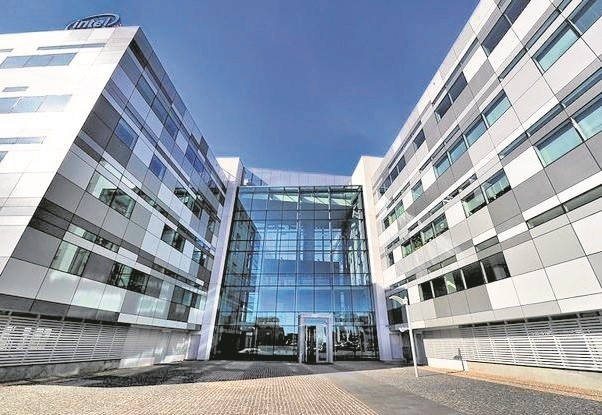 Intel kupił kompleks biurowy Allcon@park w GdańskuPrawie 30 tys. metrów kwadratowych kompleksu biurowego mieści m.in. najnowocześniejsze na świecie laboratoria Intela