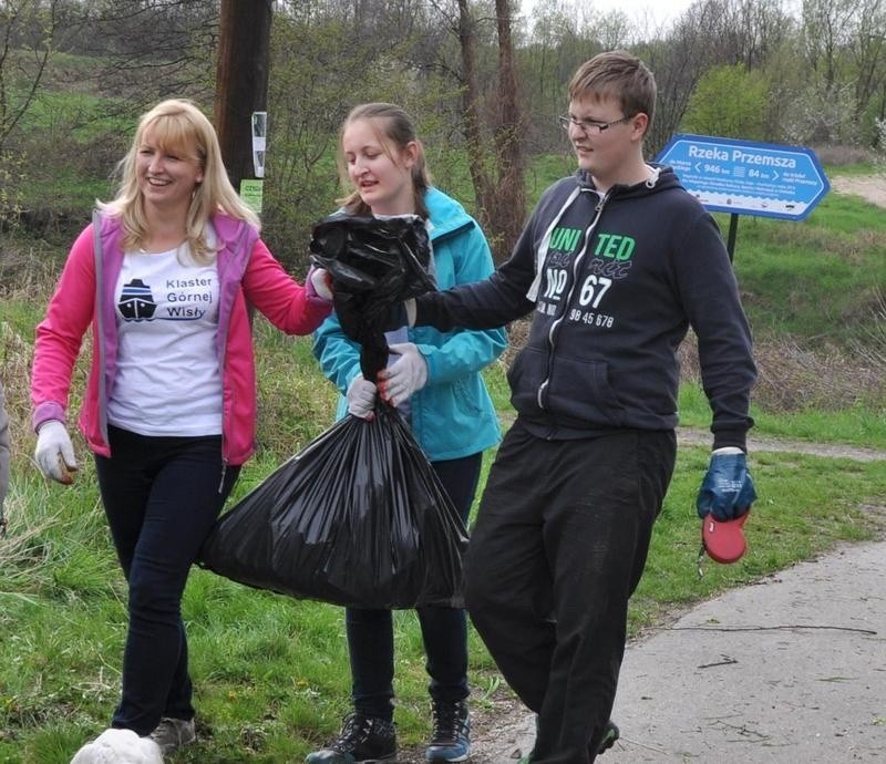 Wielka akcja sprzątania nad Przemszą w Chełmku