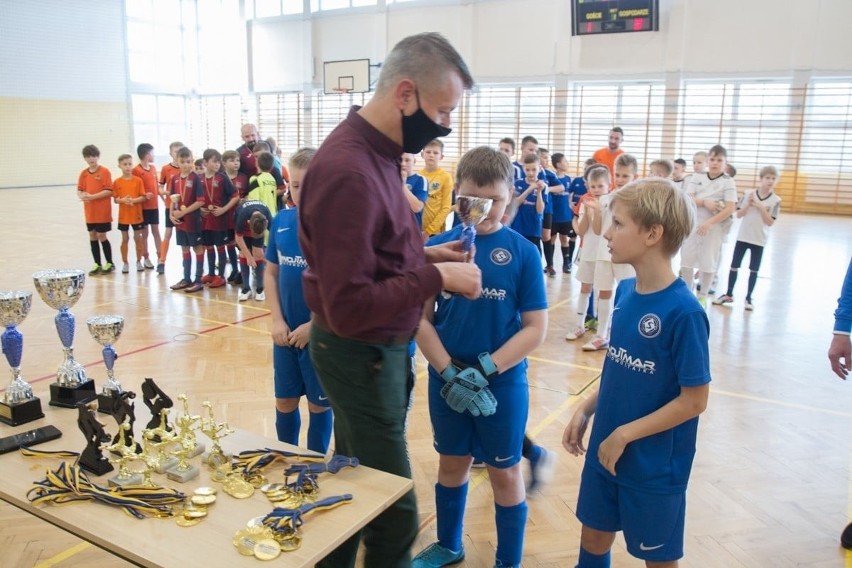 Udany turniej piłkarski w Mircu. Wygrał PAS Skarżysko-Kamienna. Star Mirzec Zieloni na trzecim miejscu [ZDJĘCIA]