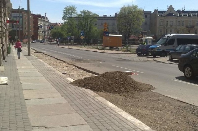 W tym tygodniu na Reymonta będzie położony asfalt.